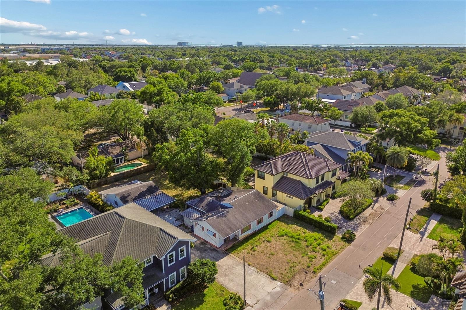 Image 5 of 10 For 3610 Vasconia Street