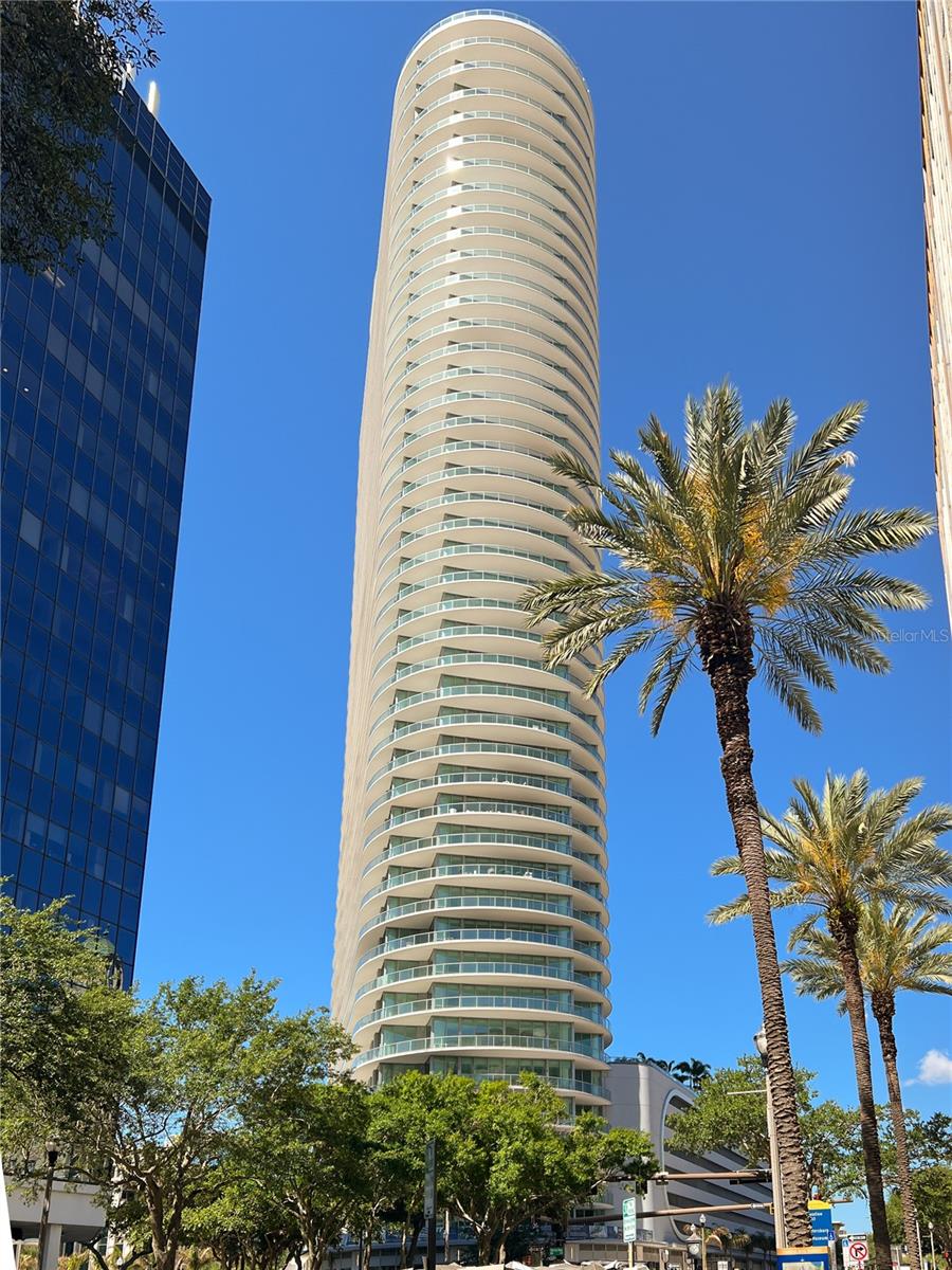 Details for 400 Central Avenue 1806, ST PETERSBURG, FL 33701