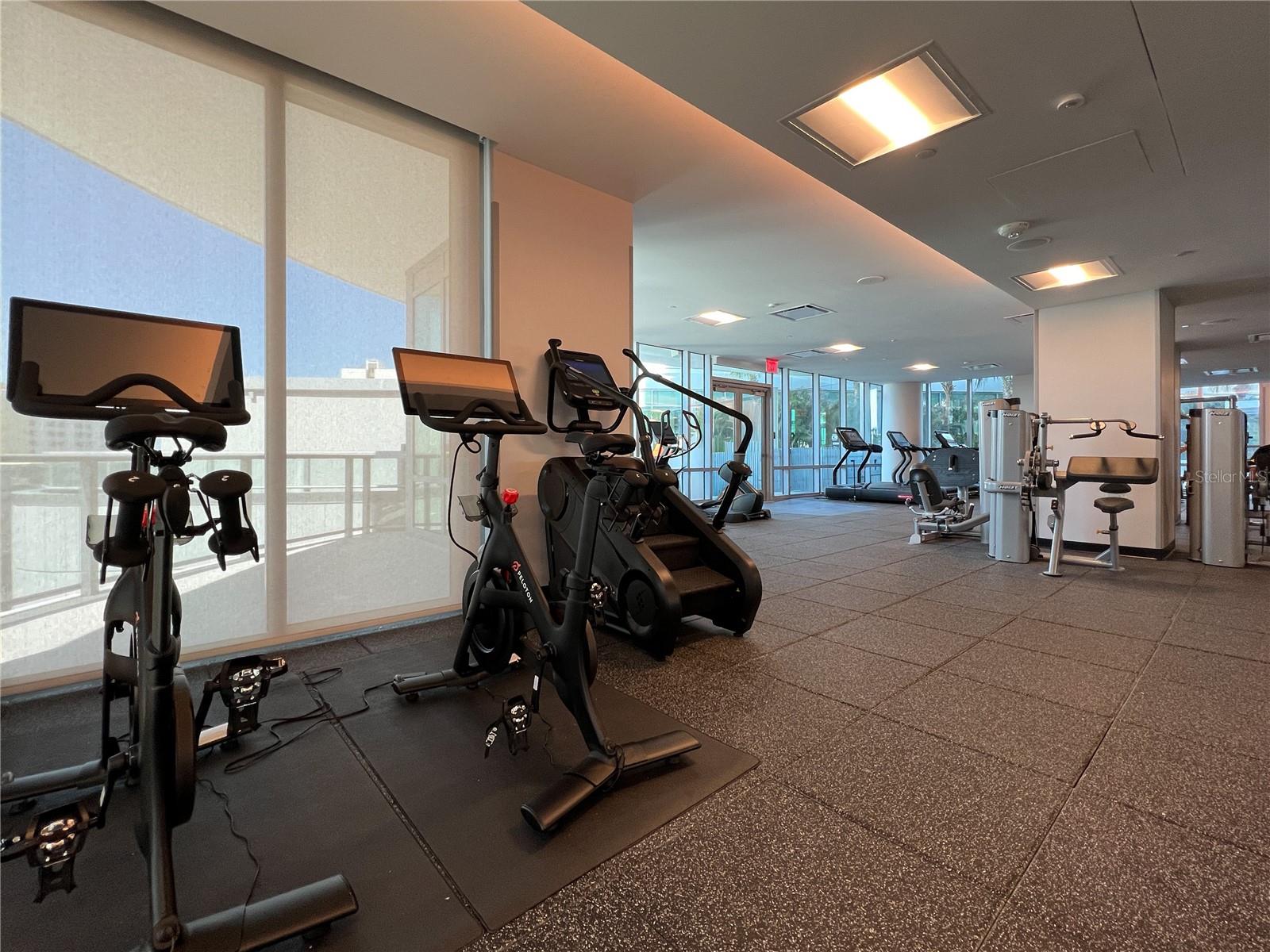 Image 14 of 24 For 400 Central Avenue 1806