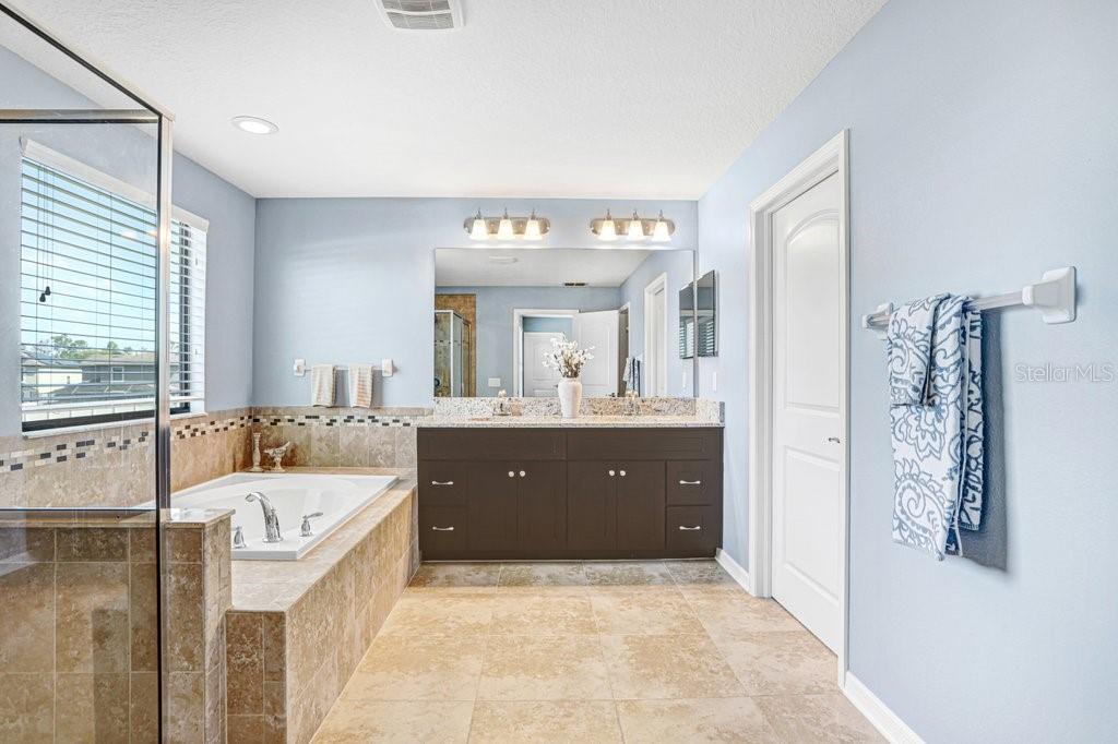 Image 35 of 50 For 11719 Albatross Lane