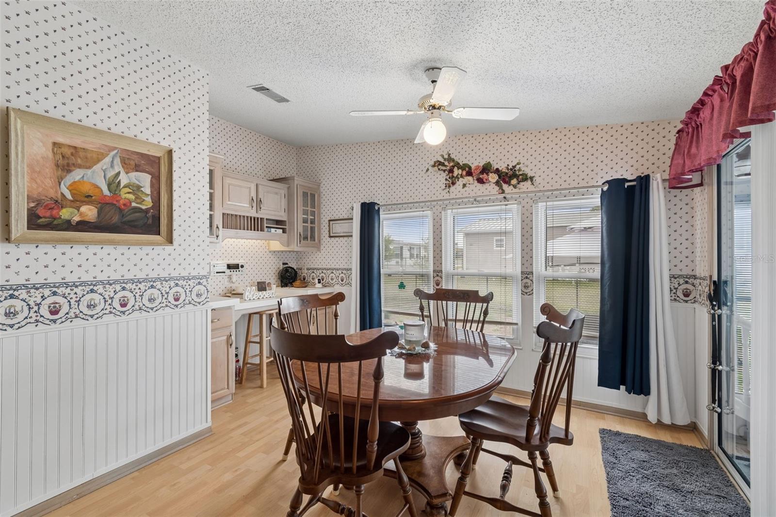 Image 14 of 34 For 14131 Delsilver Drive