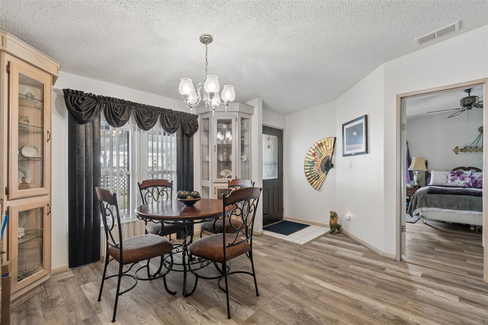 Image 18 of 34 For 14131 Delsilver Drive