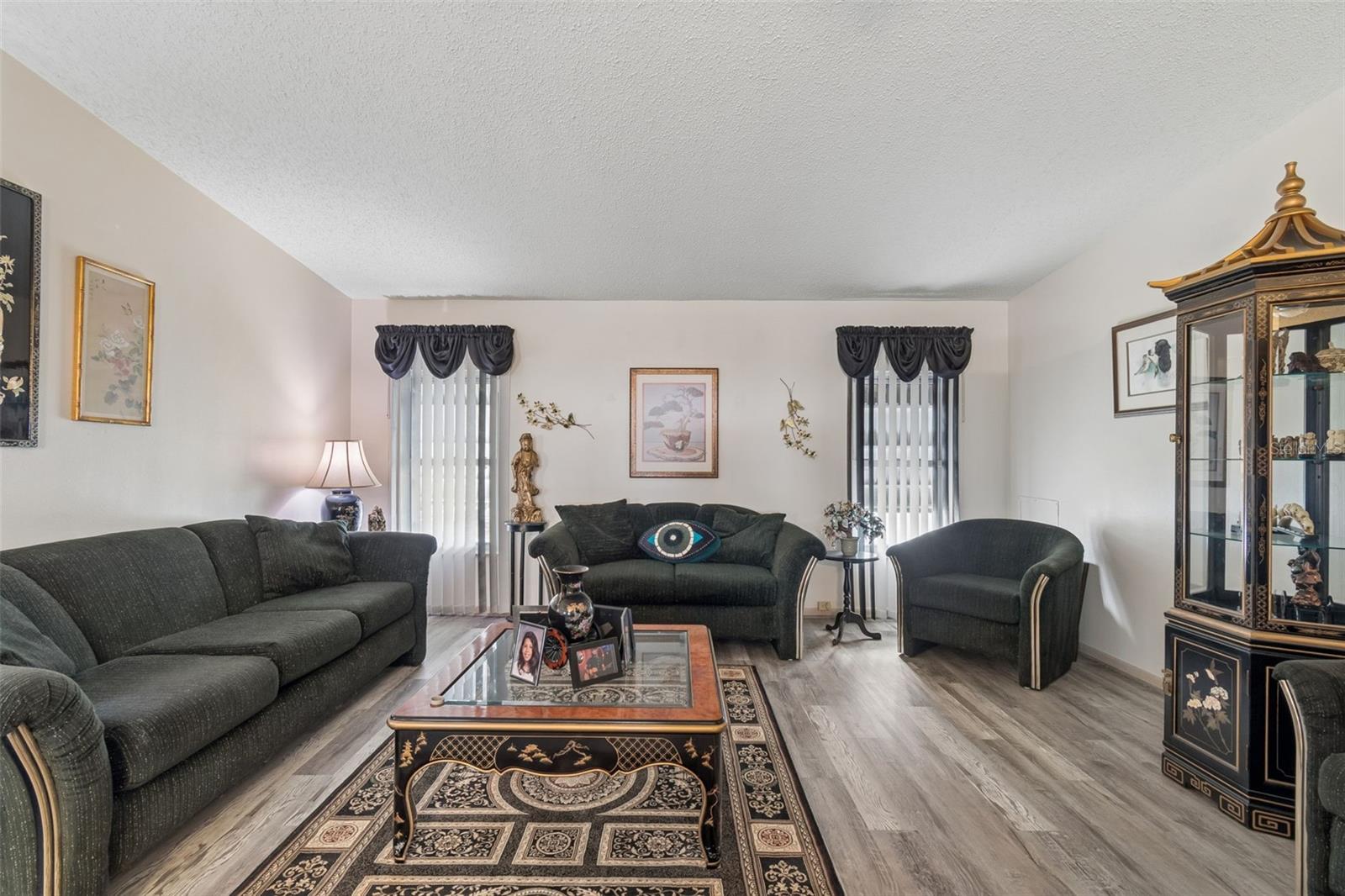 Image 9 of 34 For 14131 Delsilver Drive