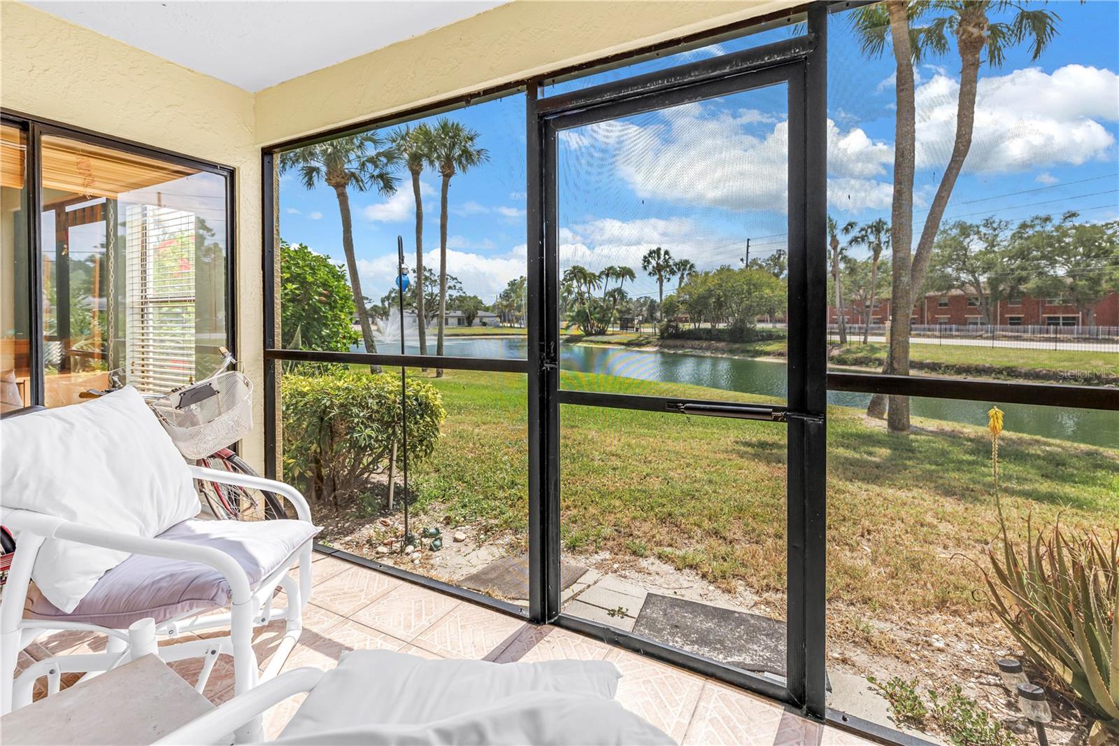 Image 17 of 41 For 3001 58th Avenue S 315