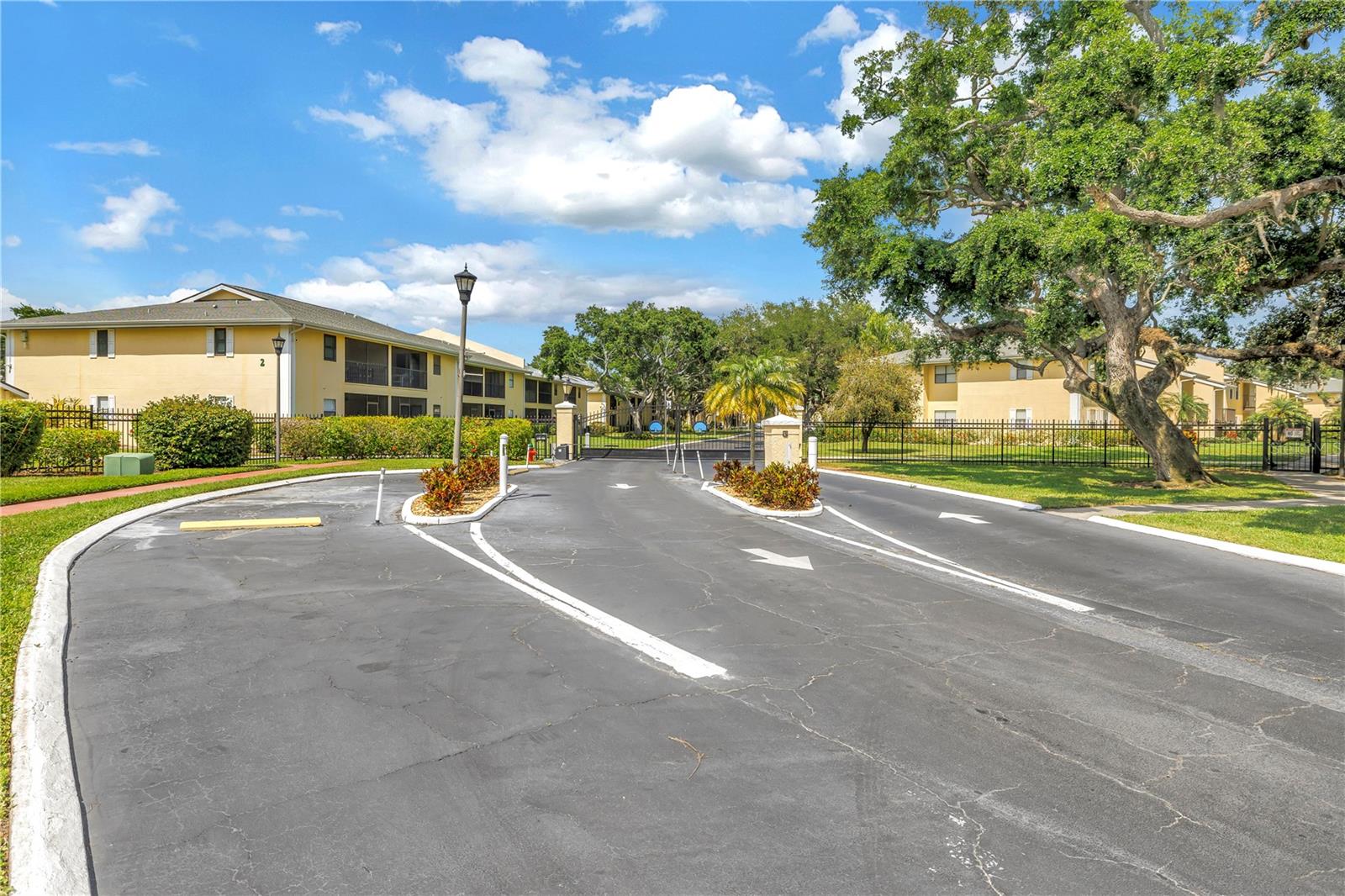 Image 36 of 41 For 3001 58th Avenue S 315