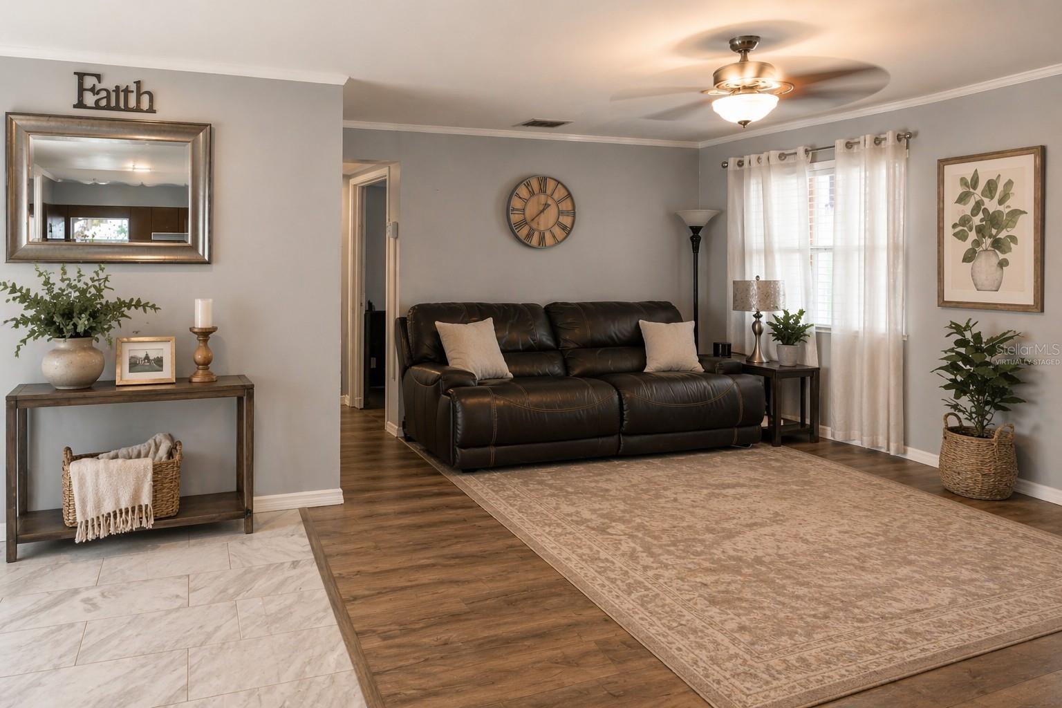 Listing photo id 8 for 7003 Howard Avenue