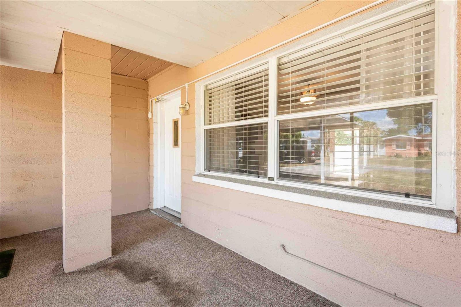 Listing photo id 31 for 7003 Howard Avenue