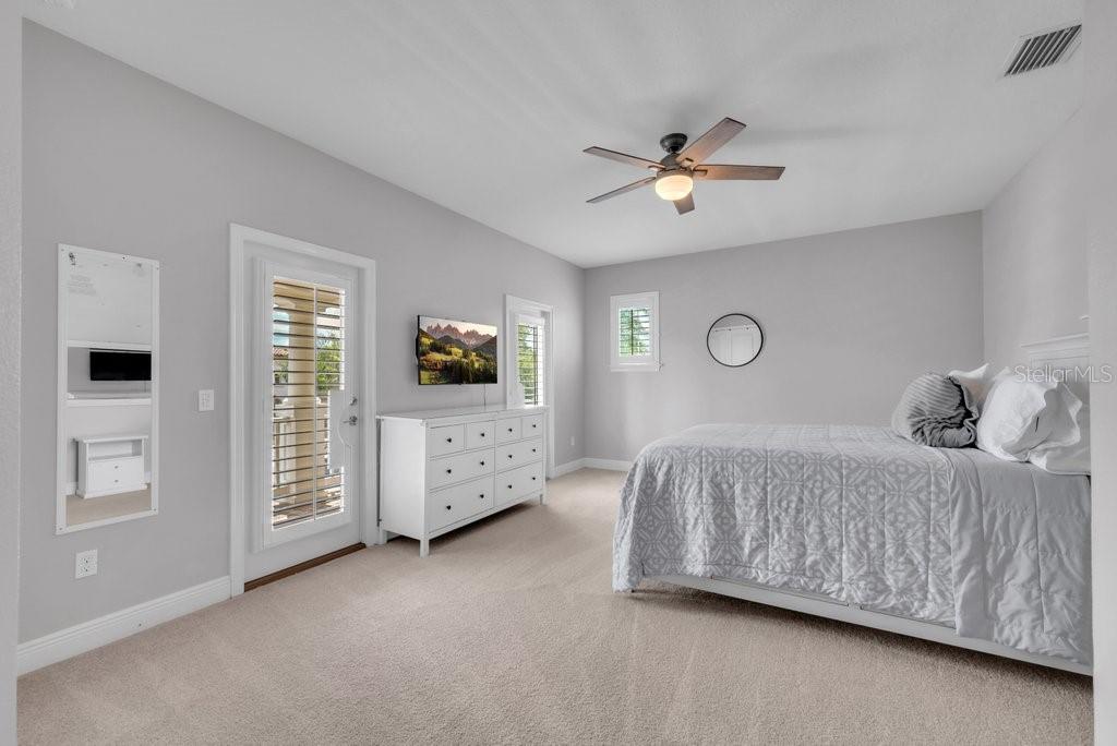 Image 31 of 61 For 5917 Alana Leigh Place