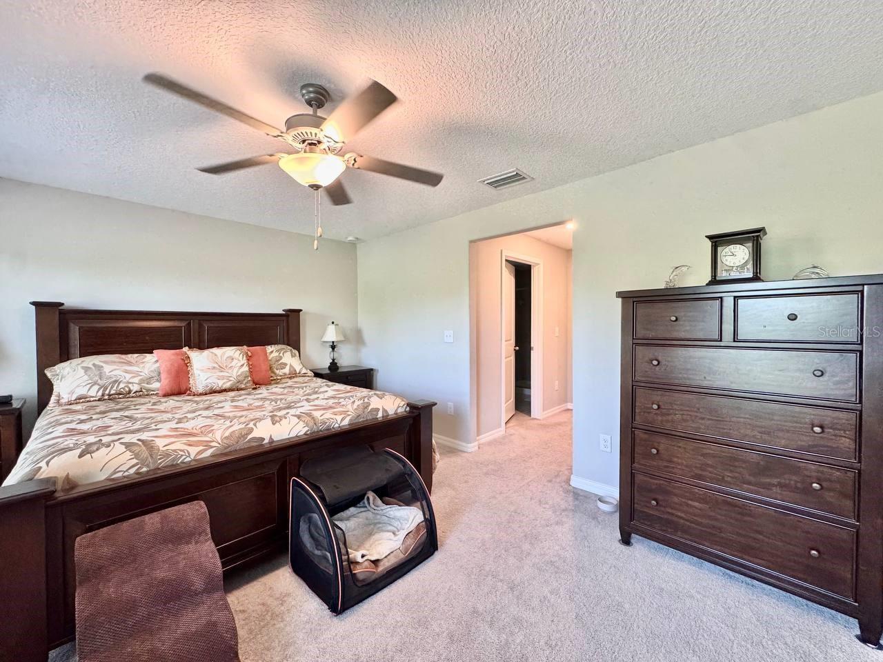 Listing photo id 29 for 3587 Bellmeade Court 3587