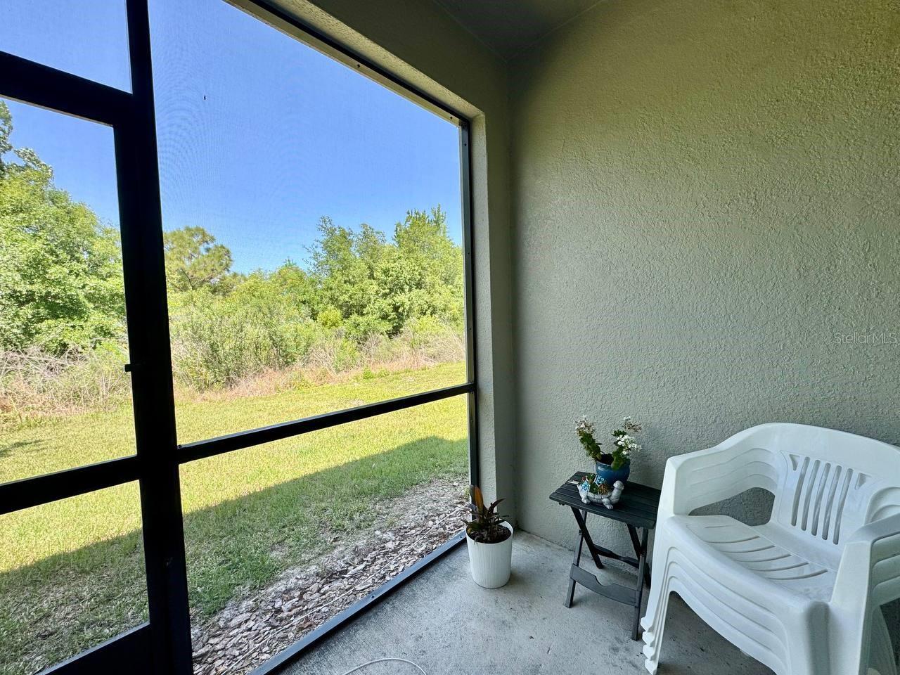 Listing photo id 32 for 3587 Bellmeade Court 3587