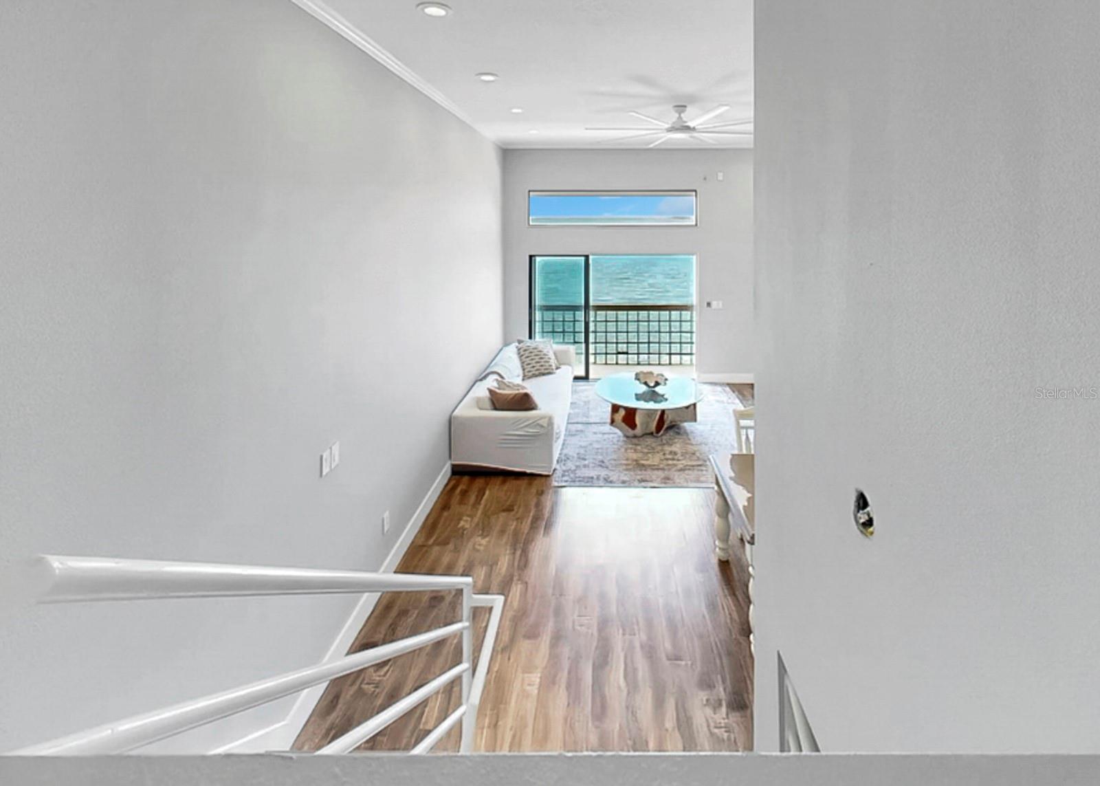 Image 24 of 41 For 6504 Surfside Boulevard 4