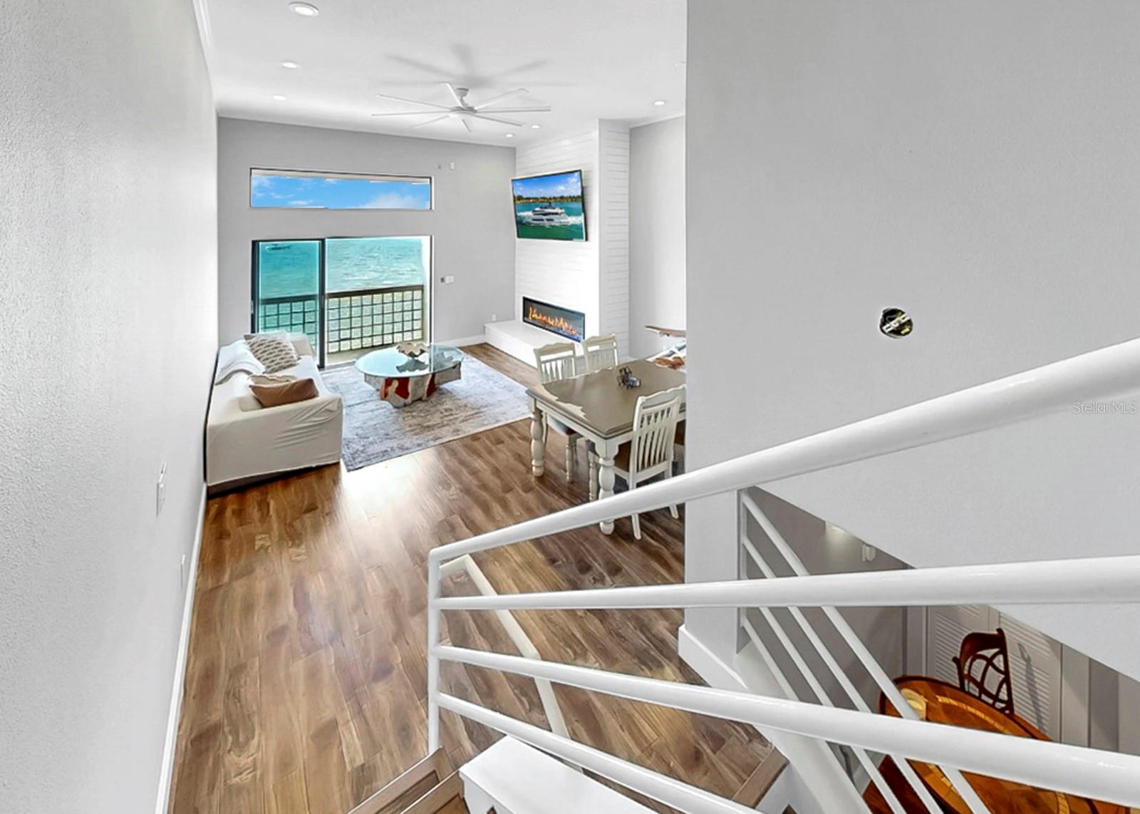 Image 25 of 41 For 6504 Surfside Boulevard 4