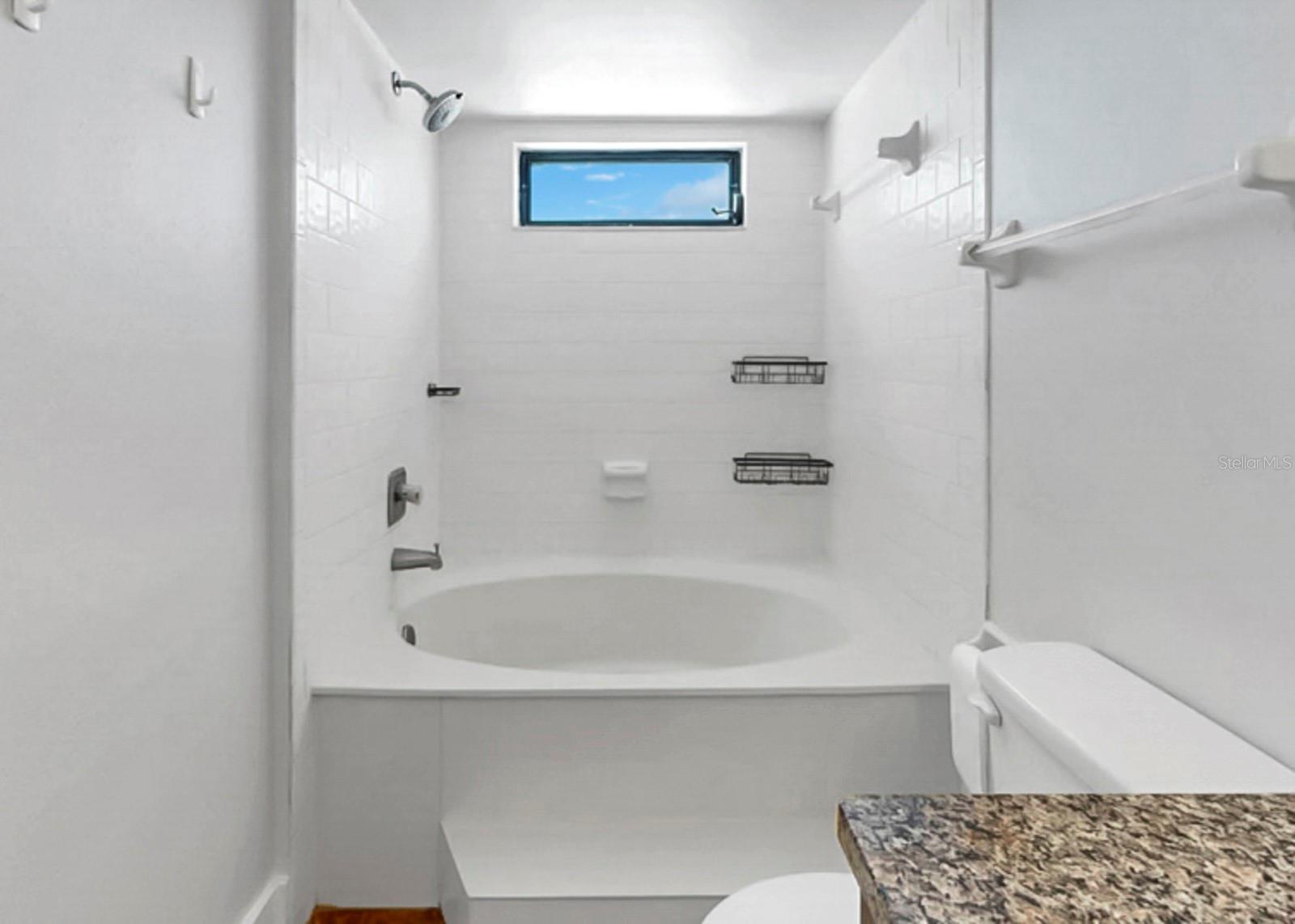 Image 32 of 41 For 6504 Surfside Boulevard 4