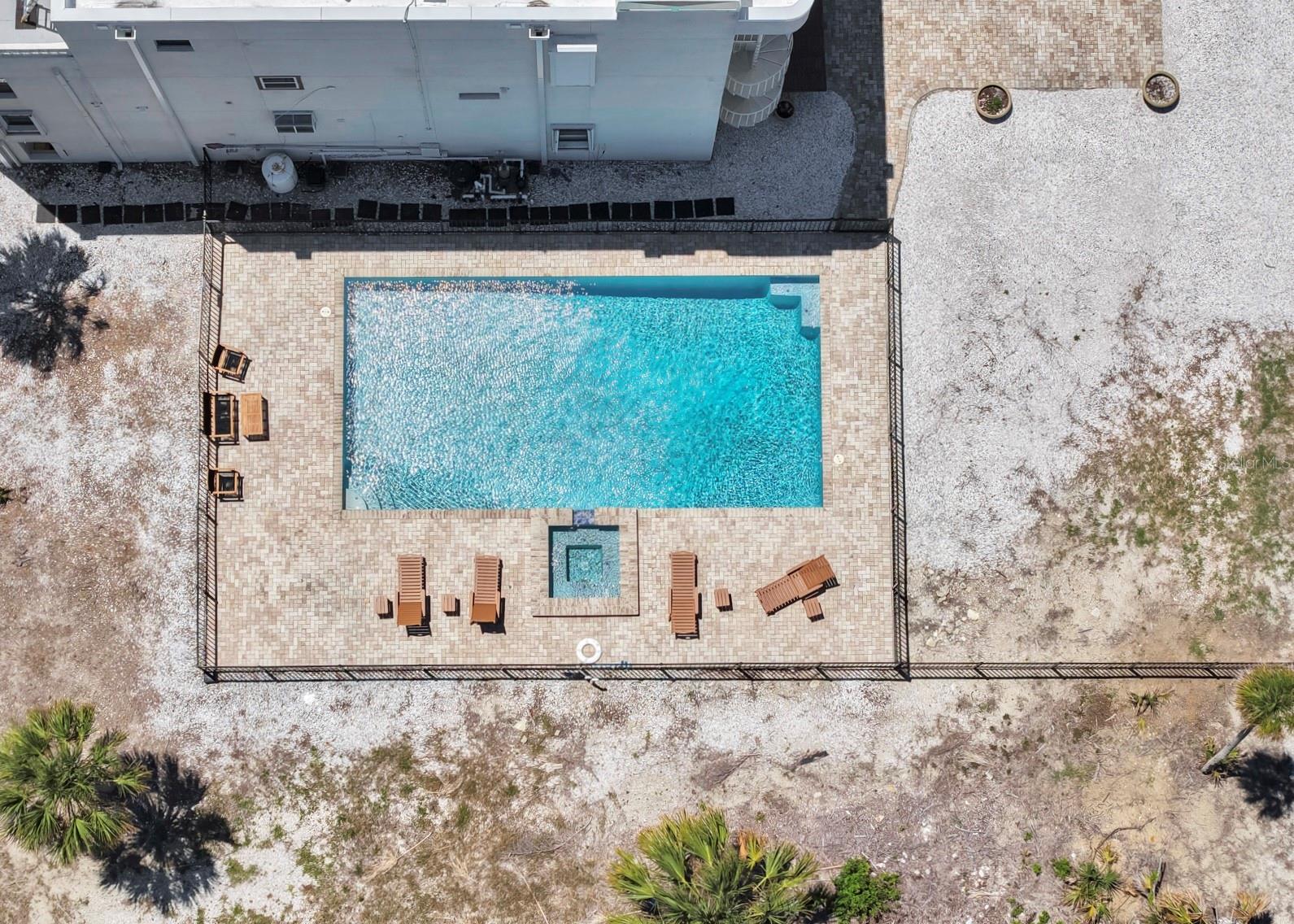 Image 36 of 41 For 6504 Surfside Boulevard 4