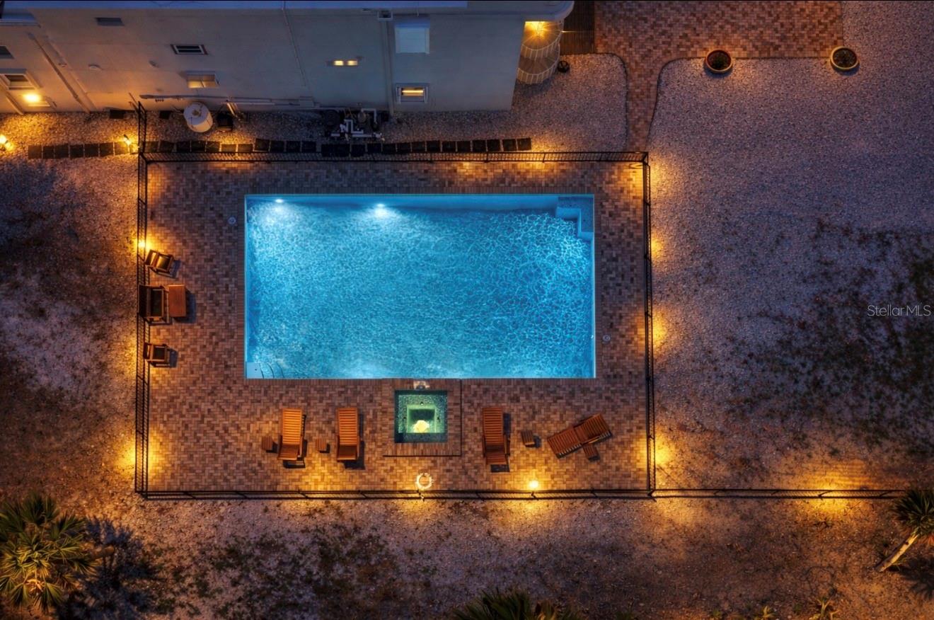 Image 39 of 41 For 6504 Surfside Boulevard 4