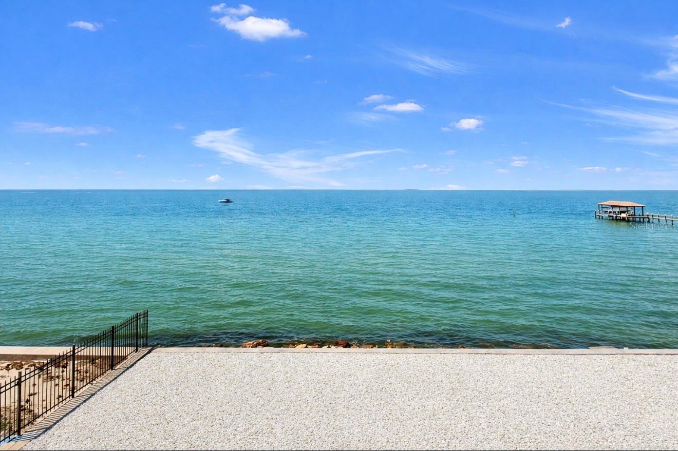 Image 5 of 41 For 6504 Surfside Boulevard 4