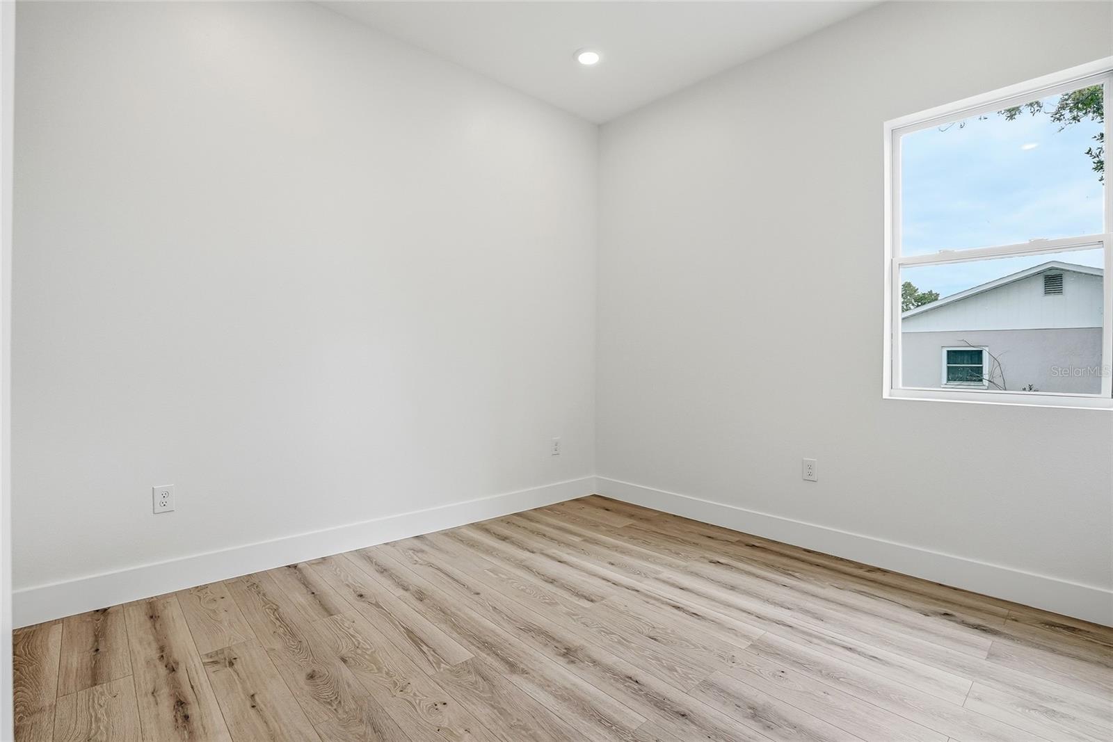 Image 29 of 37 For 11256 Salters Street