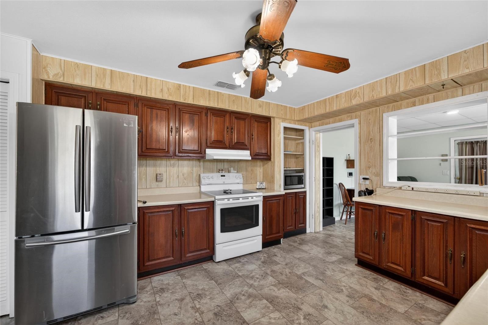 Image 17 of 65 For 39407 Rockford Avenue