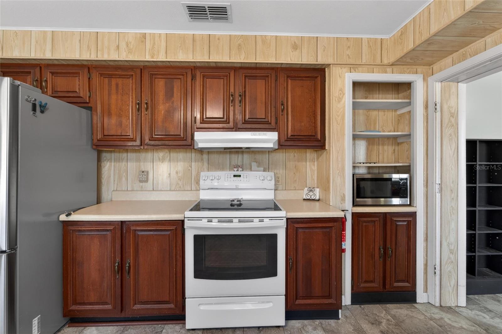 Image 18 of 65 For 39407 Rockford Avenue