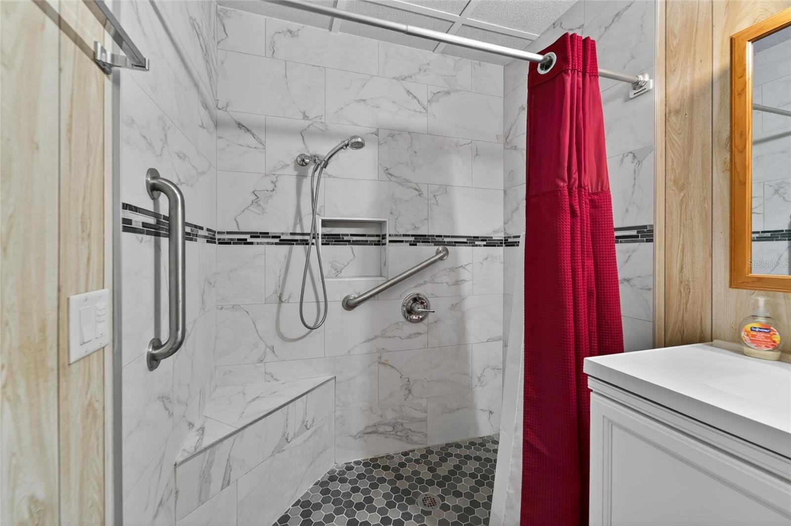 Image 33 of 65 For 39407 Rockford Avenue