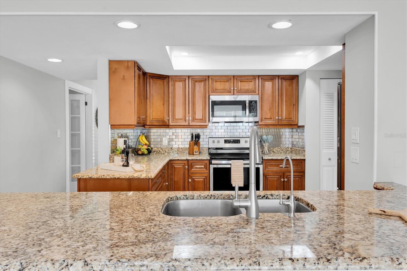 Image 12 of 44 For 14254 84th Terrace