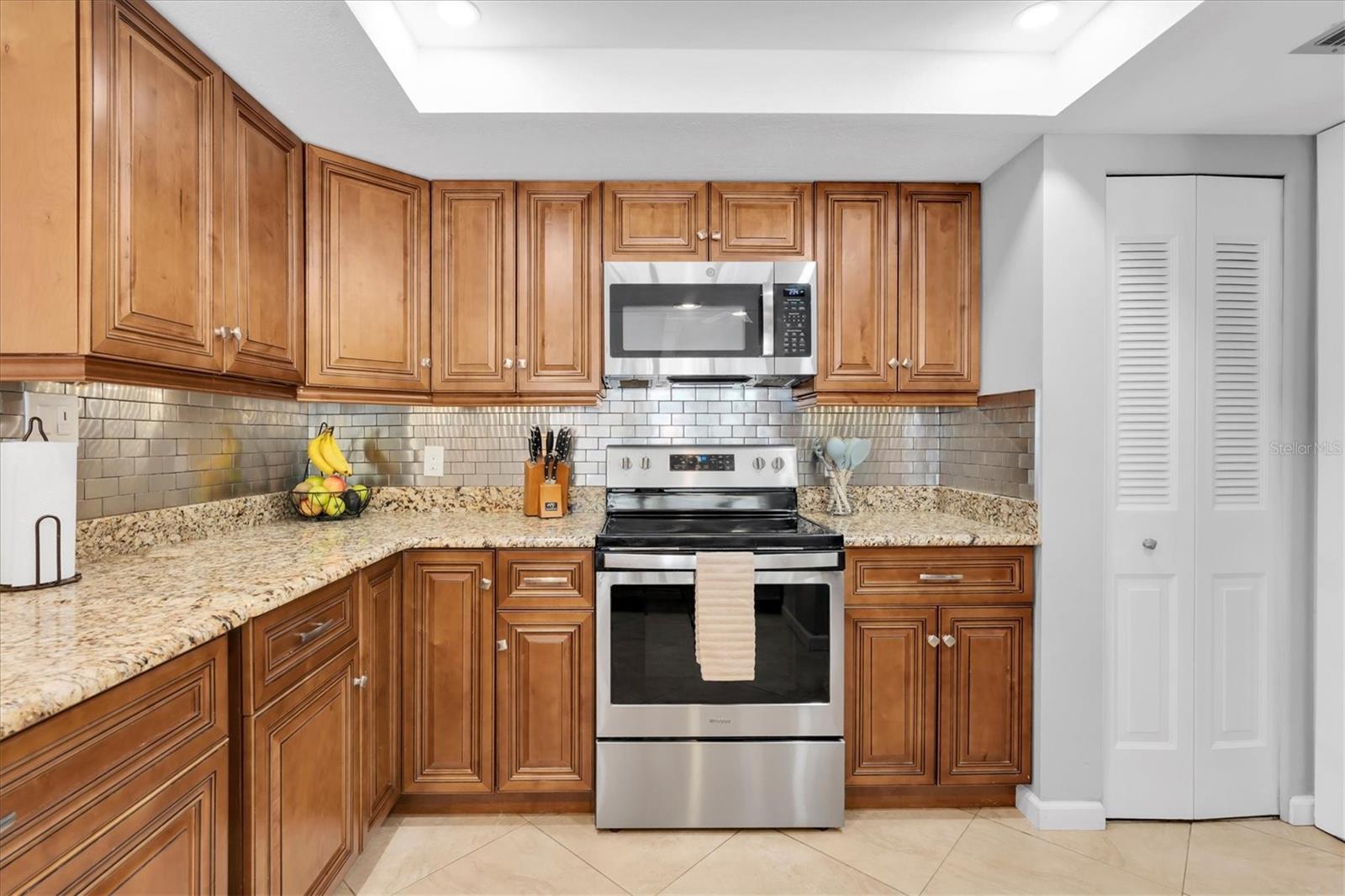 Image 17 of 44 For 14254 84th Terrace