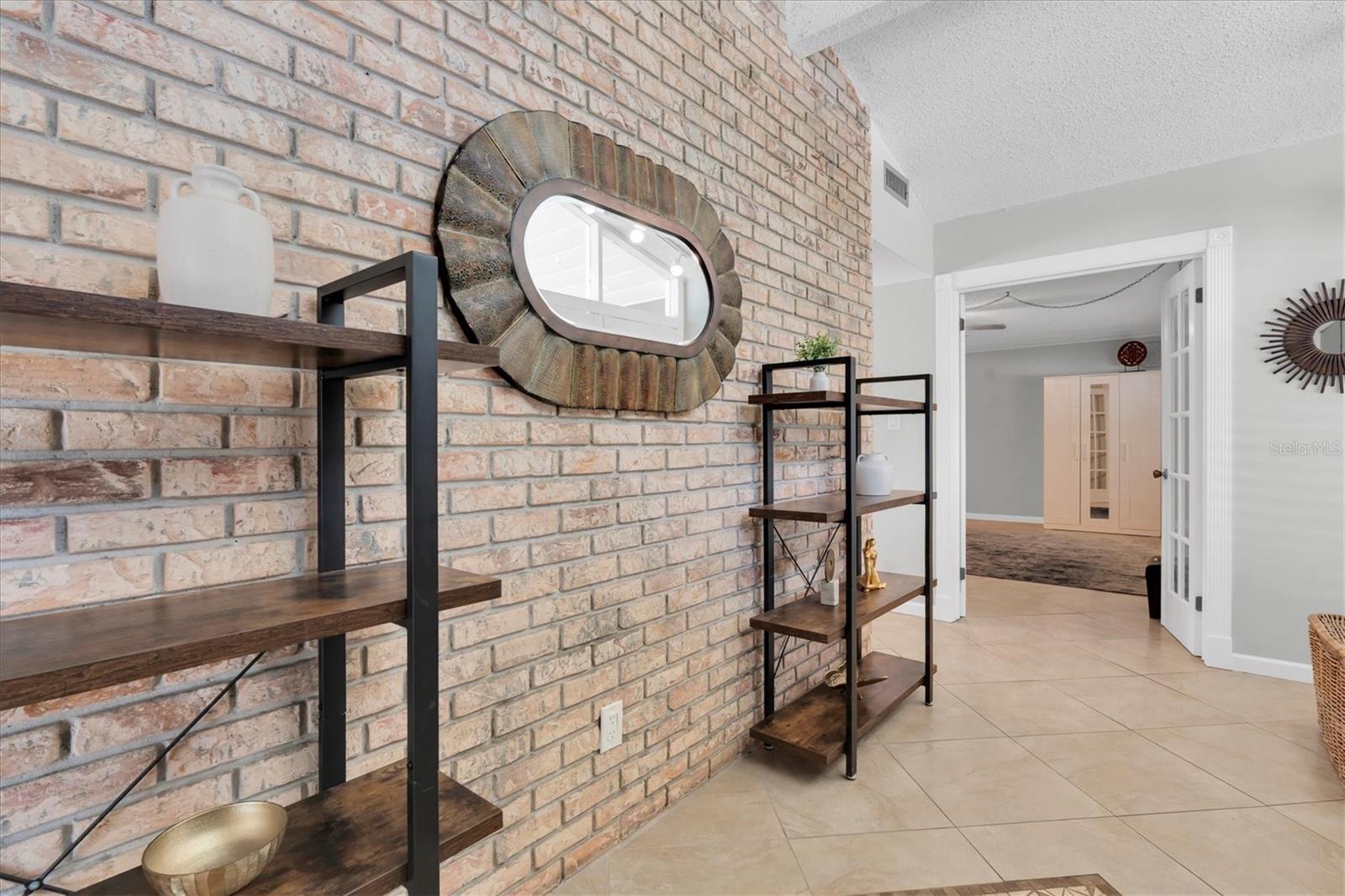 Image 6 of 44 For 14254 84th Terrace