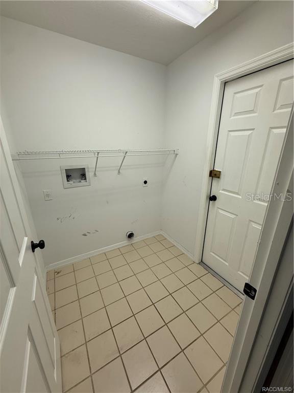 Image 32 of 42 For 838 Bogart Court