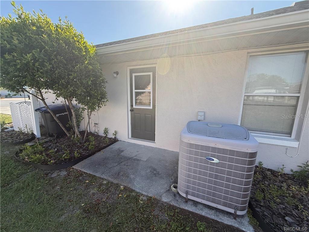 Image 35 of 42 For 838 Bogart Court