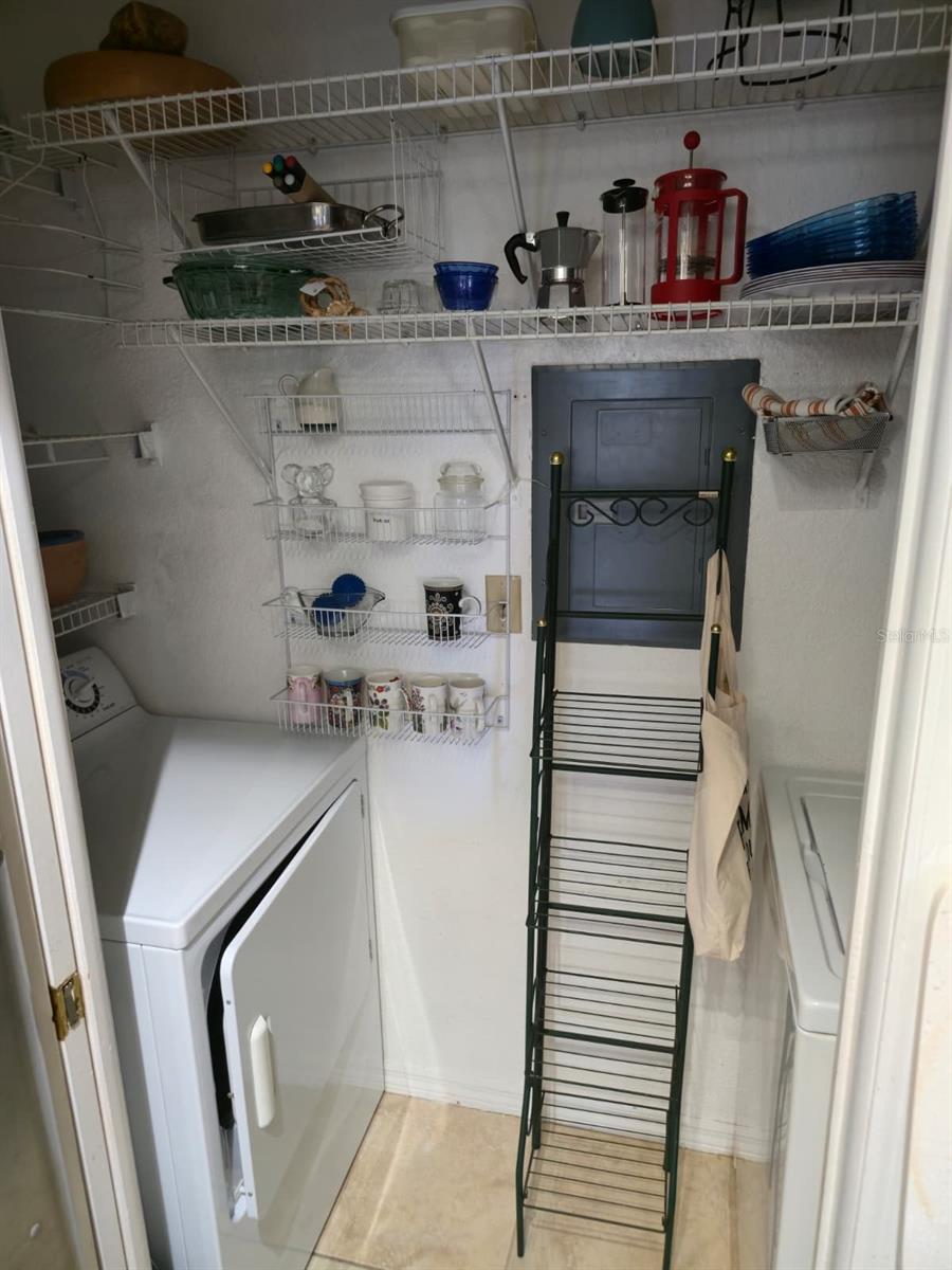 Image 14 of 31 For 10263 Gandy Boulevard N 606