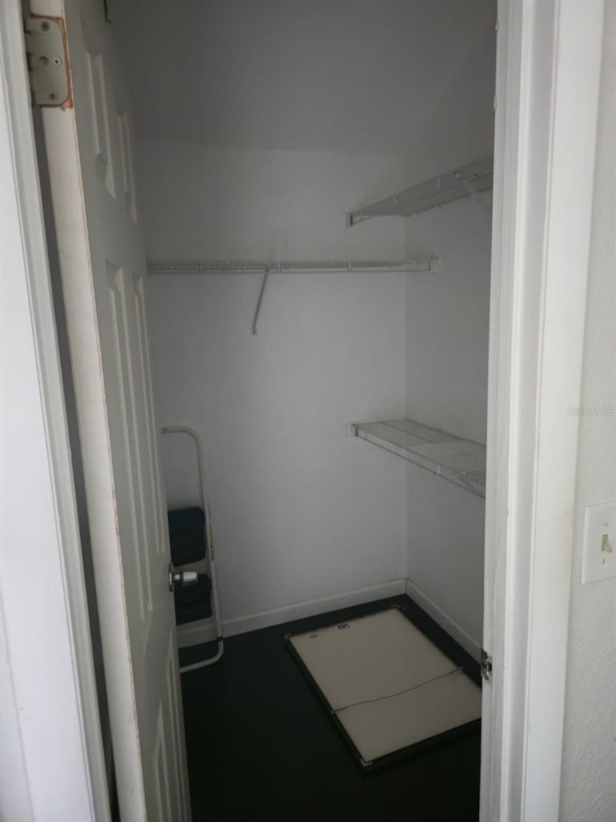 Image 27 of 31 For 10263 Gandy Boulevard N 606