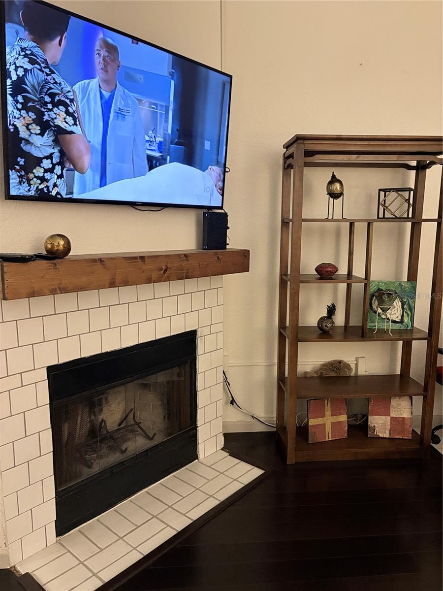 Image 5 of 31 For 10263 Gandy Boulevard N 606