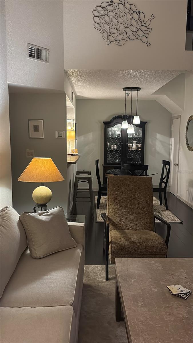 Image 7 of 31 For 10263 Gandy Boulevard N 606