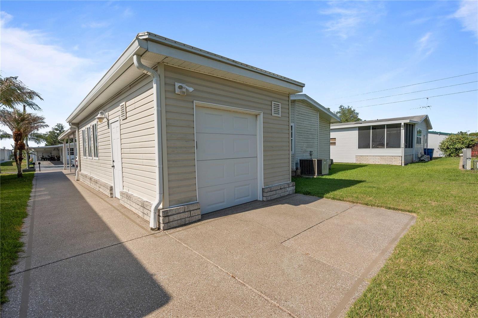 Image 22 of 61 For 36743 Kiowa Avenue