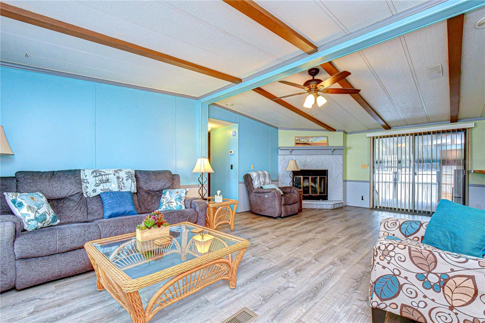 Image 12 of 47 For 3934 Sarah Drive