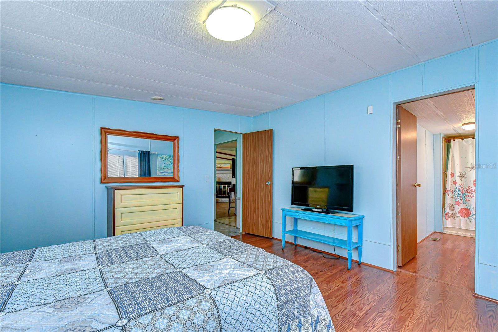 Image 23 of 47 For 3934 Sarah Drive