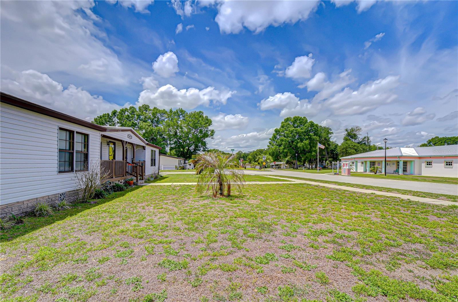 Image 42 of 47 For 3934 Sarah Drive