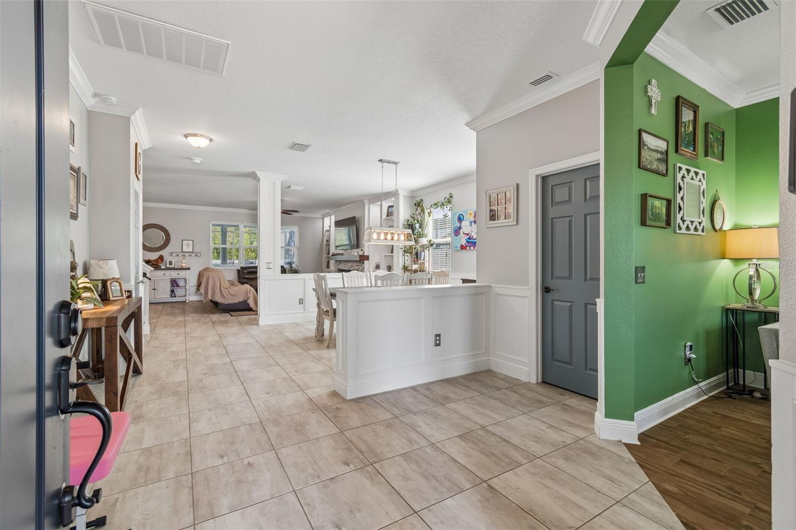 Image 37 of 100 For 12312 Lake Blvd