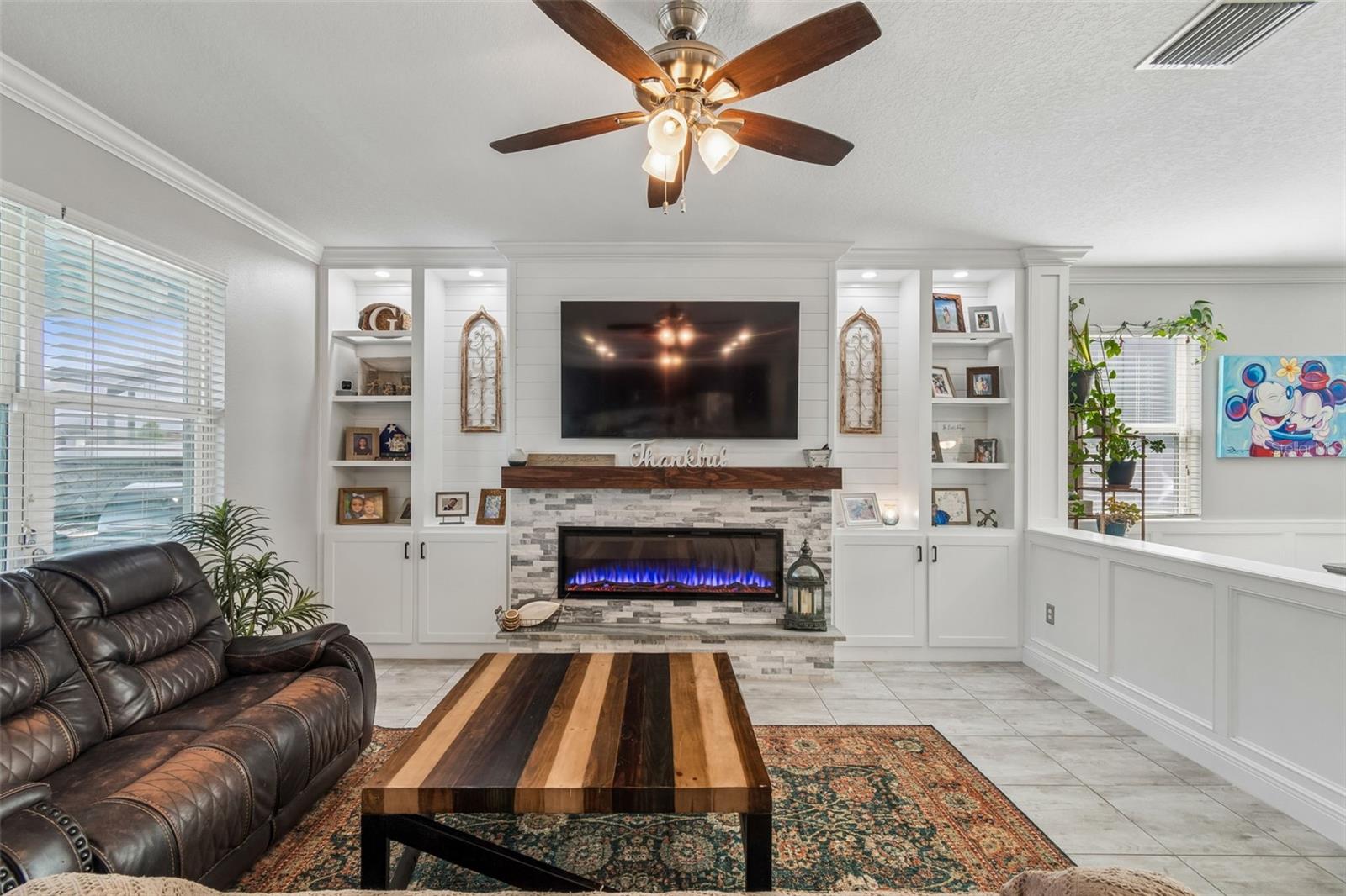 Image 4 of 100 For 12312 Lake Blvd