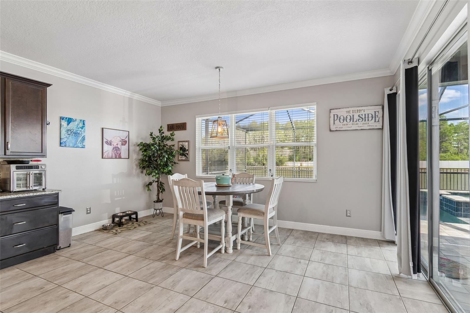 Image 50 of 100 For 12312 Lake Blvd