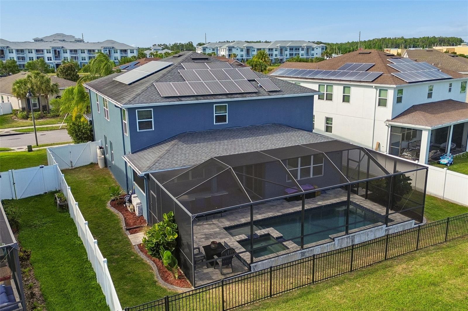 Image 65 of 100 For 12312 Lake Blvd