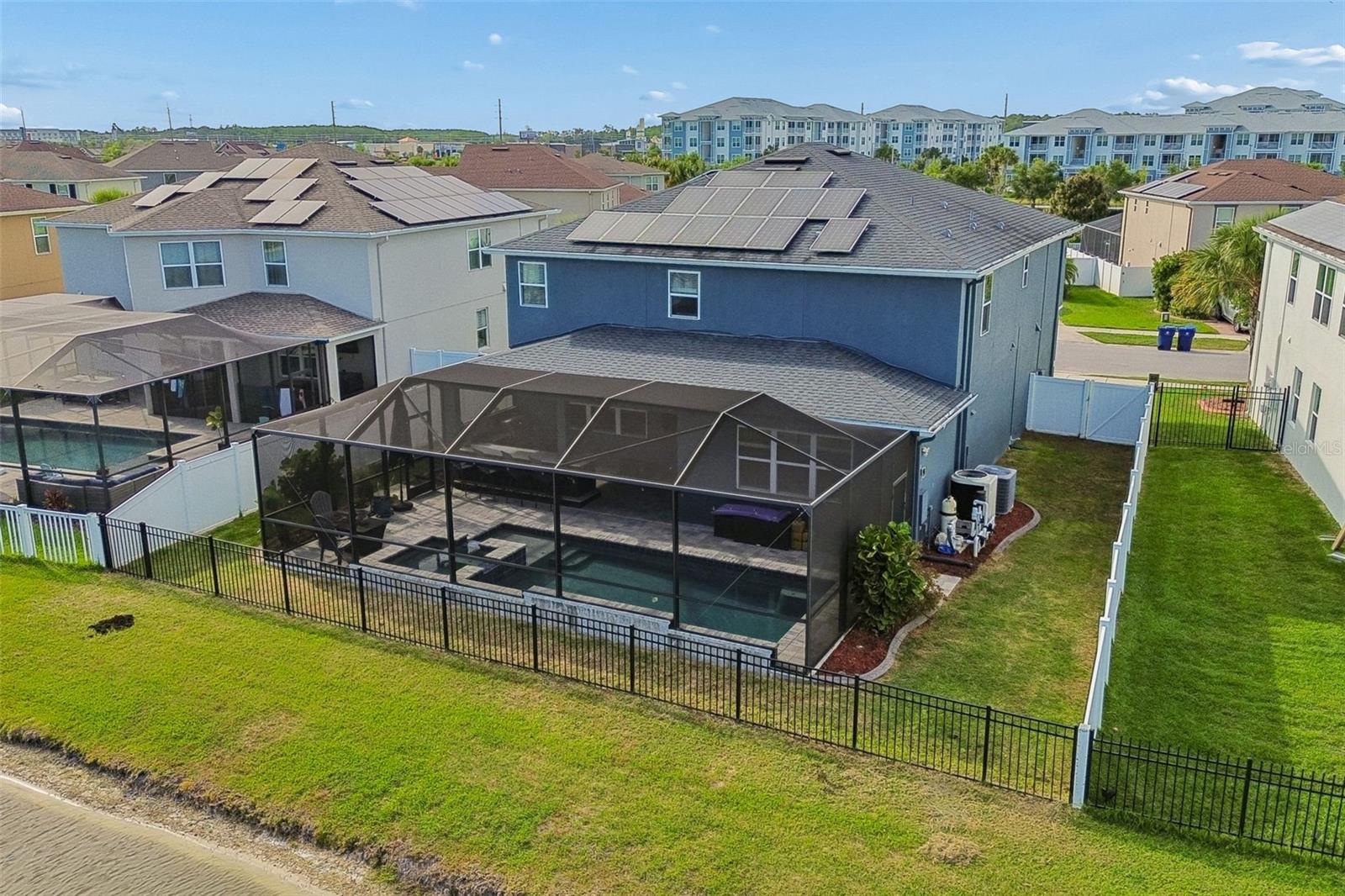 Image 67 of 100 For 12312 Lake Blvd