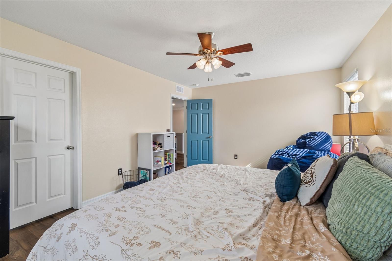 Image 74 of 100 For 12312 Lake Blvd