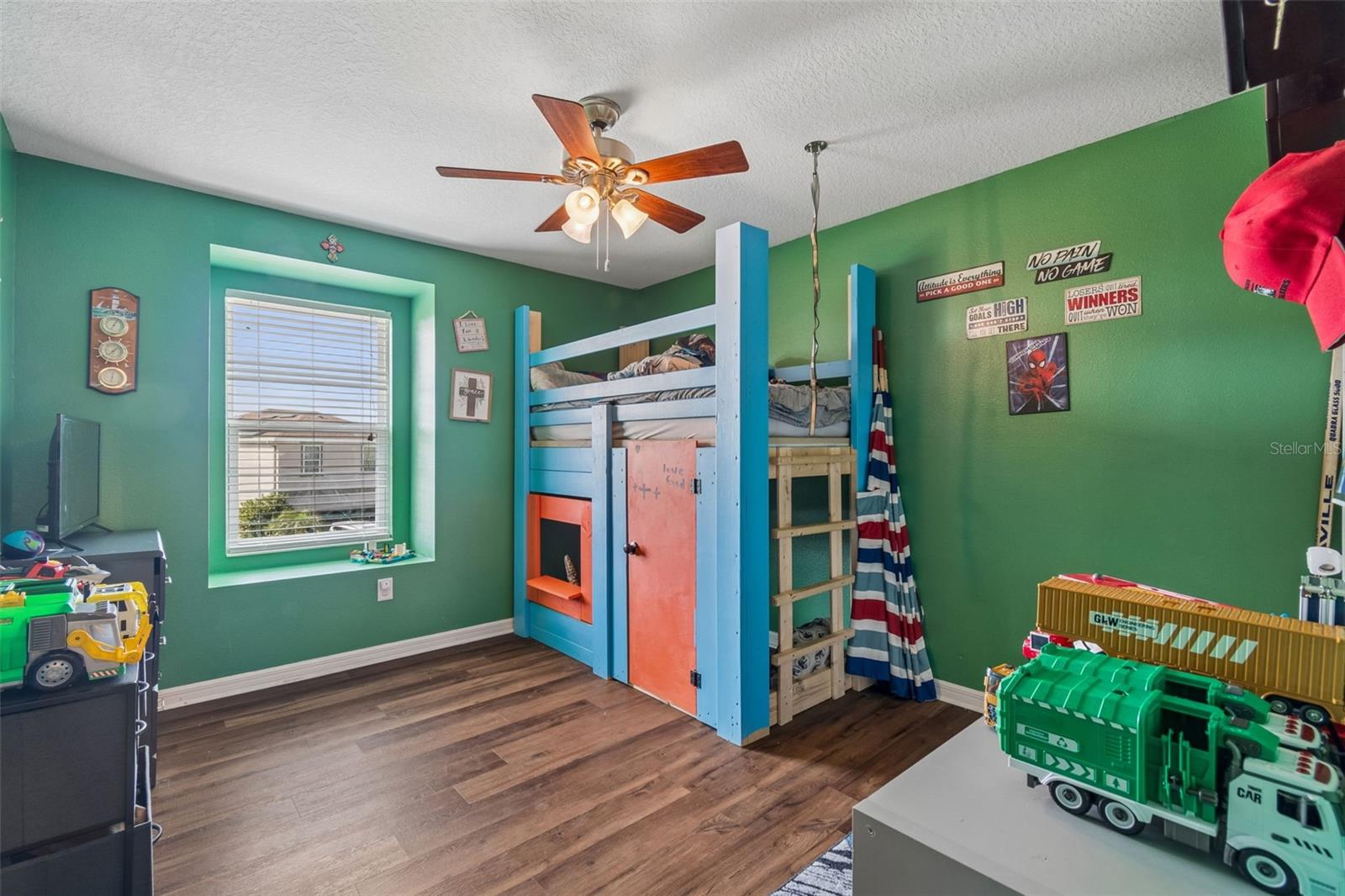 Image 79 of 100 For 12312 Lake Blvd