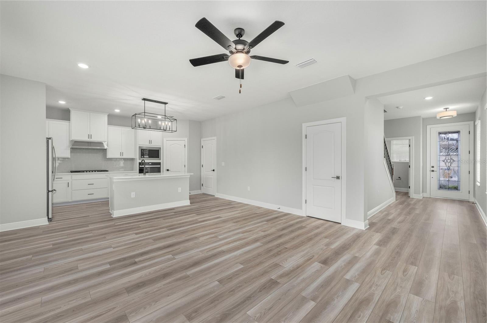 Image 3 of 9 For 7883 Somersworth Drive