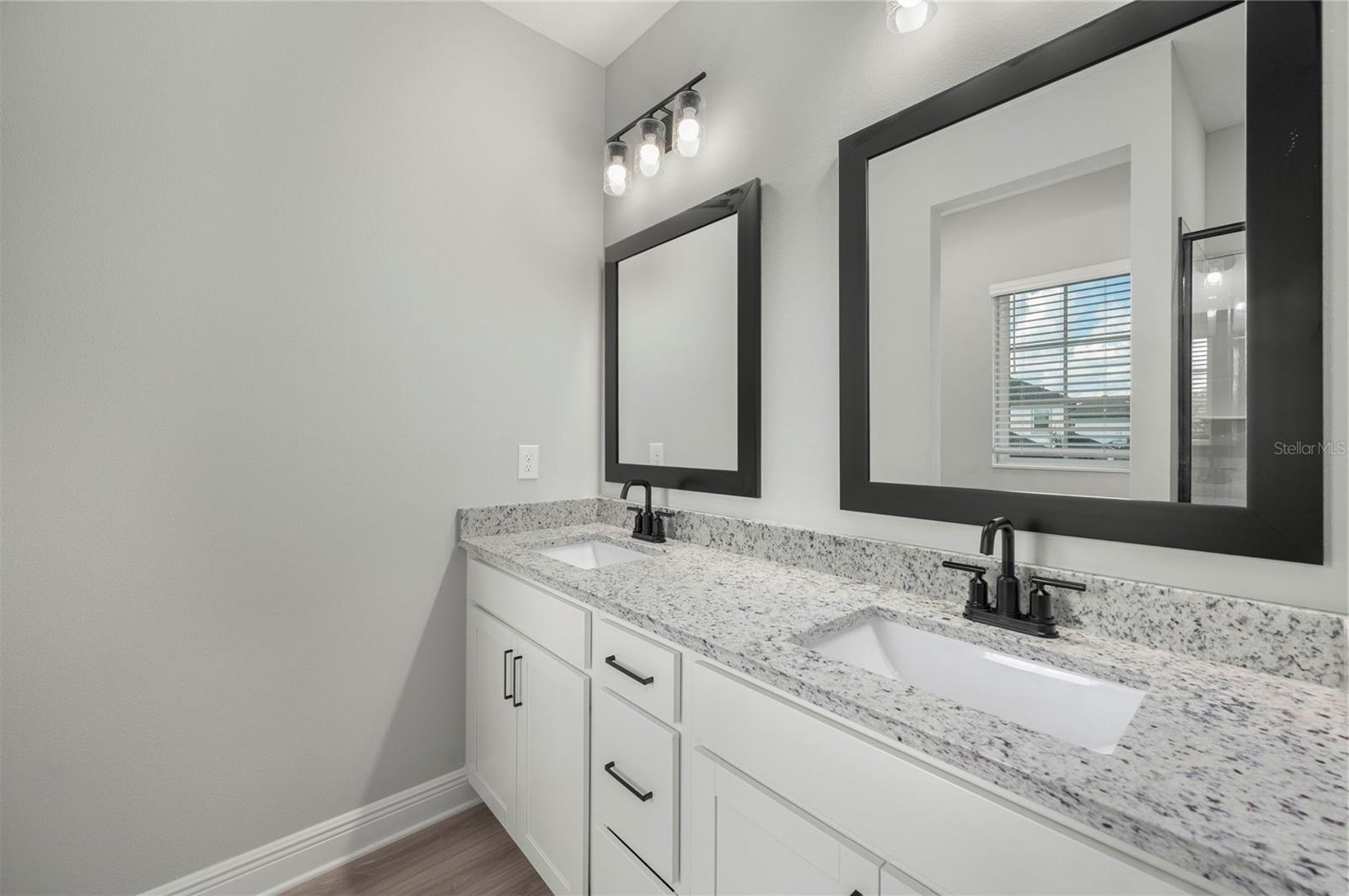 Image 6 of 9 For 7883 Somersworth Drive