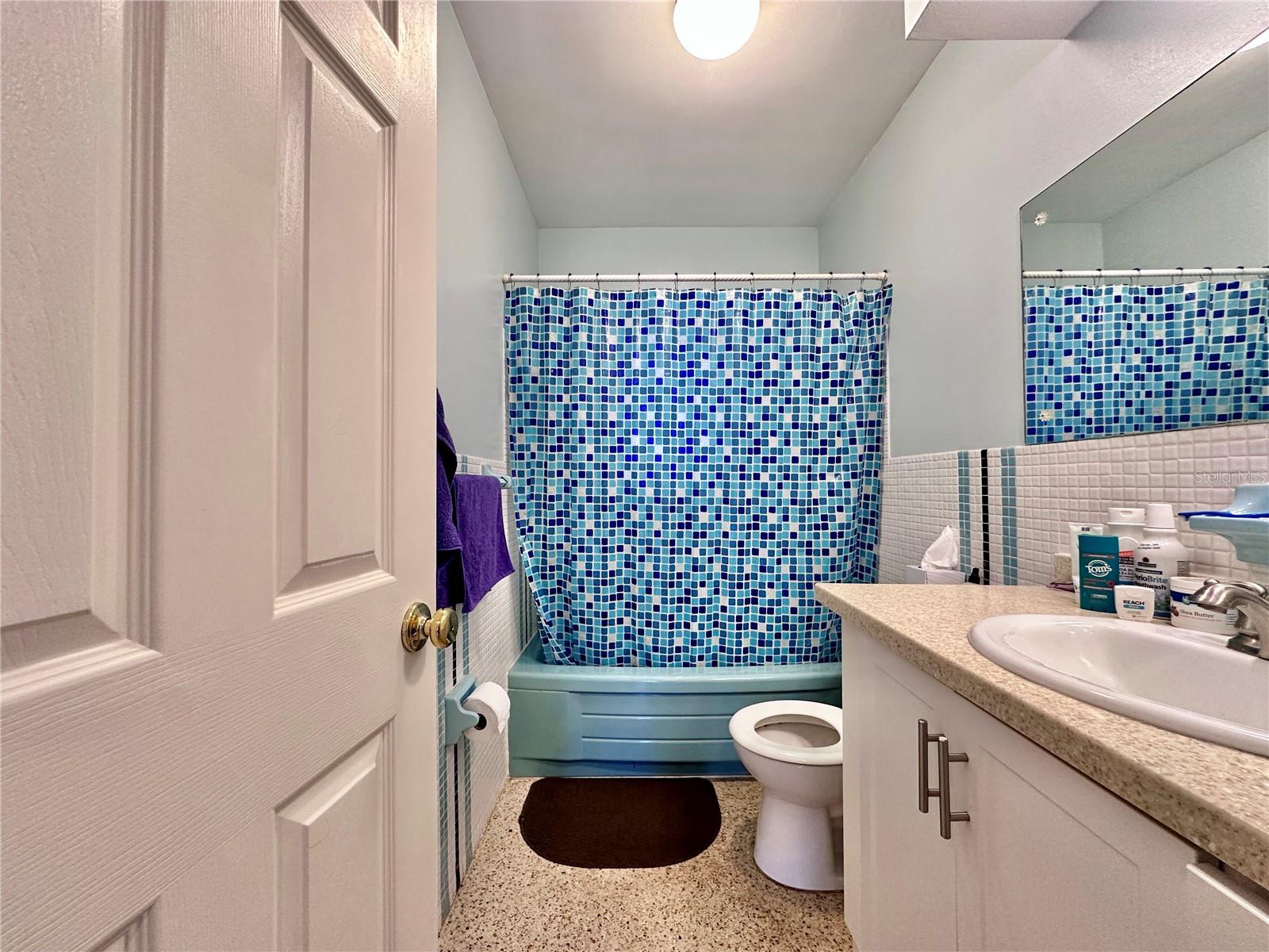 Image 10 of 17 For 5868 26th Avenue S