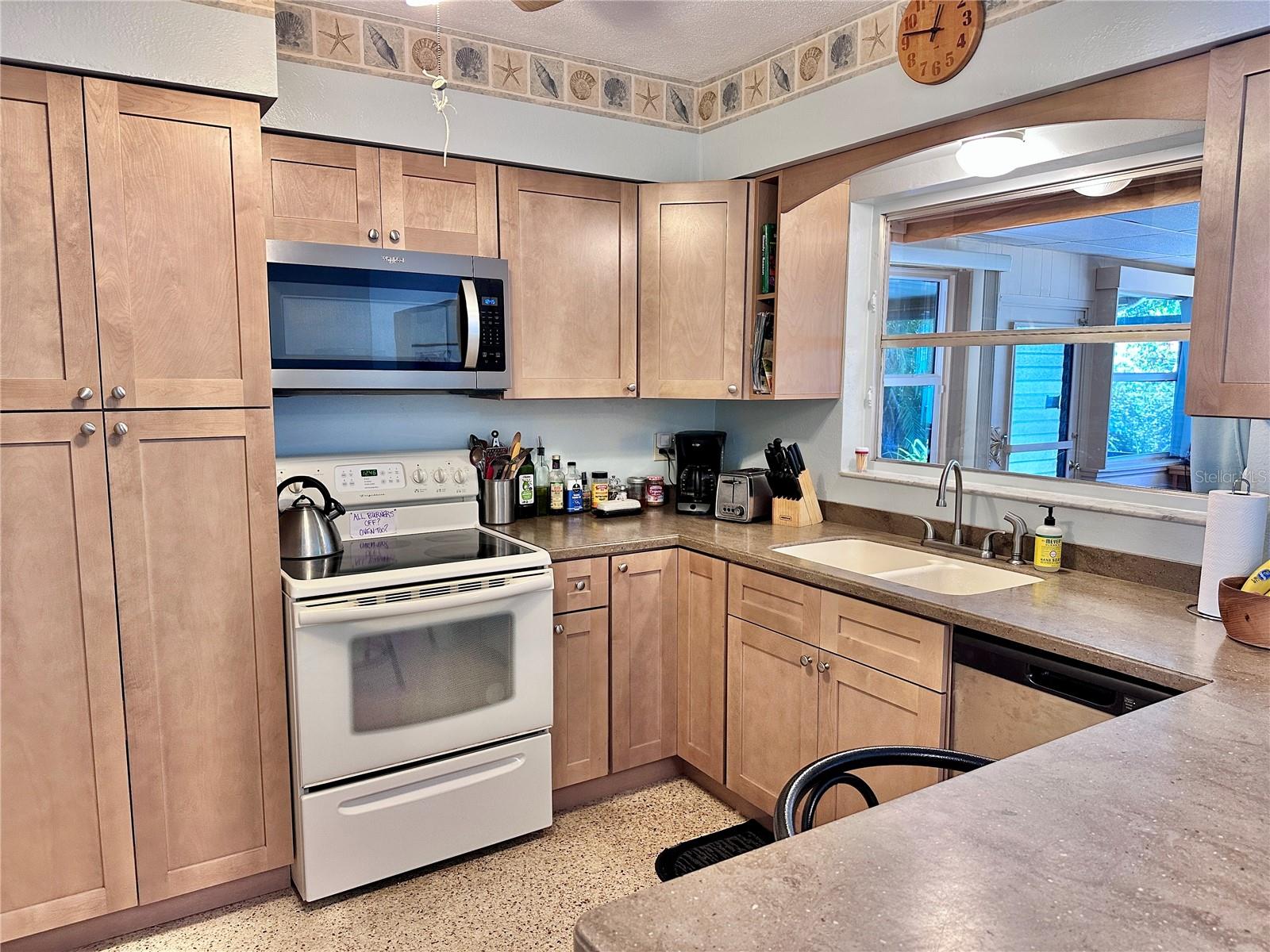 Image 5 of 17 For 5868 26th Avenue S