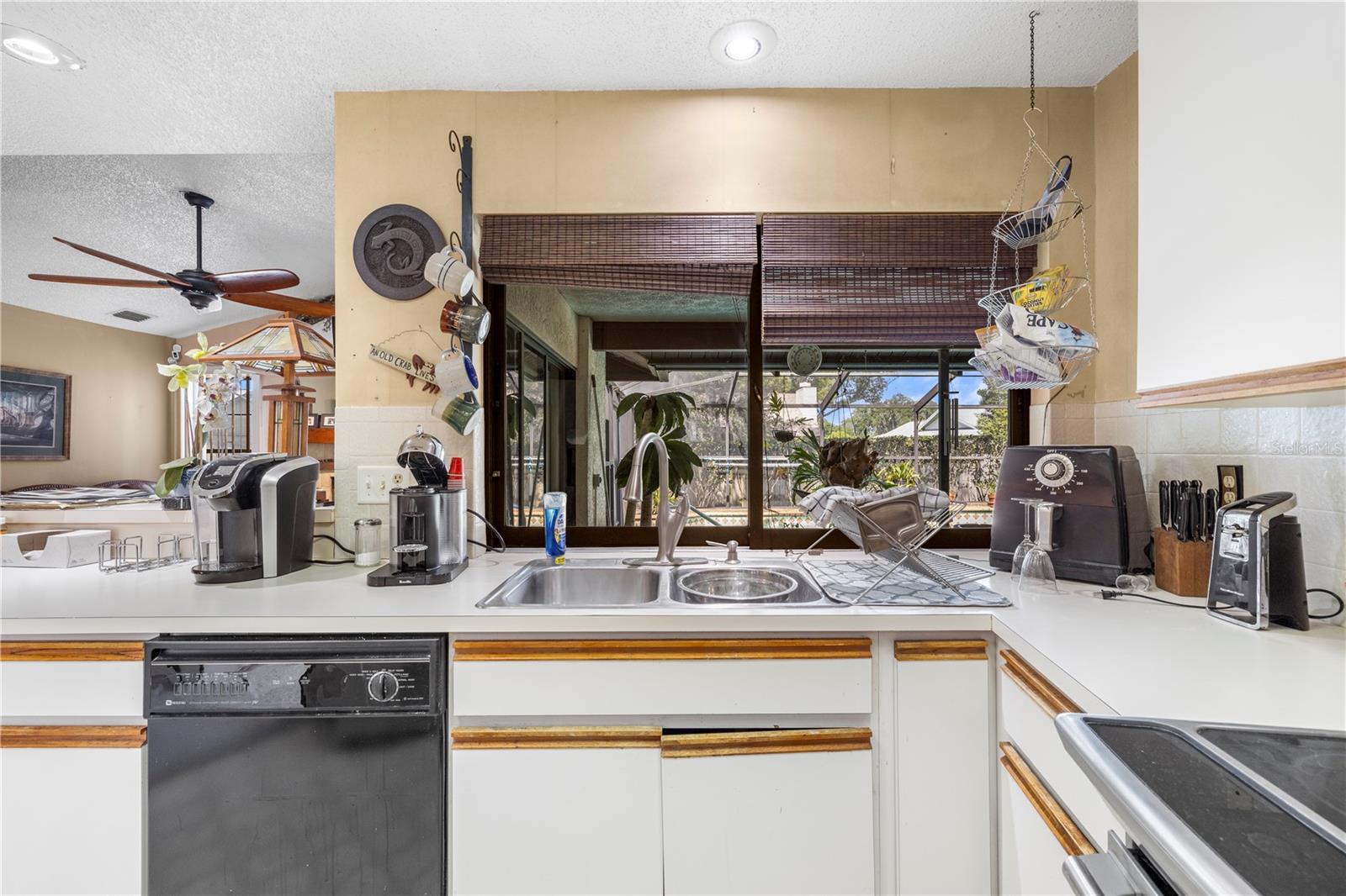 Image 13 of 57 For 2008 Sycamore Lane