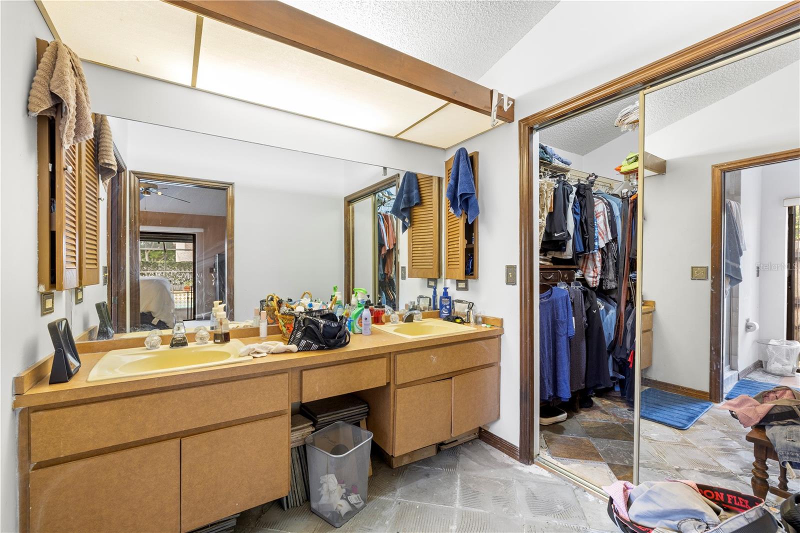 Image 28 of 57 For 2008 Sycamore Lane